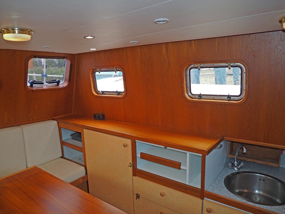 Aft cabin, Accommodation